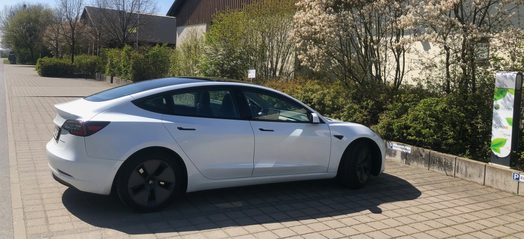 Tesla-Fahrerlebnis: Model 3 mit dem ganz anderen Cockpit